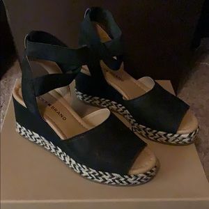 Ladies Wedge Sandals EUC